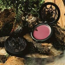 CATRICE Mystic Forest Cream Blush C01 Purple - TVÁŘENKA