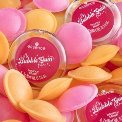 ESSENCE - it's Bubble Gum fun bouncy blush - TVÁŘENKA 